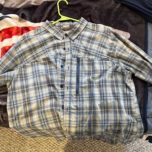 Columbia casual button down shirt